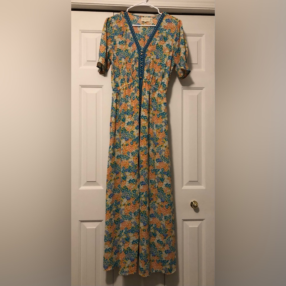 MELLODAY Multi Colour Floral Print Dress. Size Medium